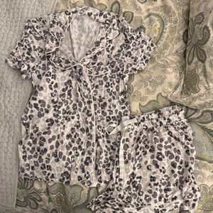 Leopard Print Women's Pajama Set